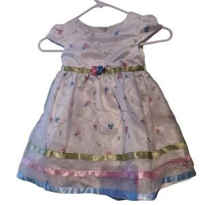 George White Floral Satin Ribbon Detail flowers Size 4t
